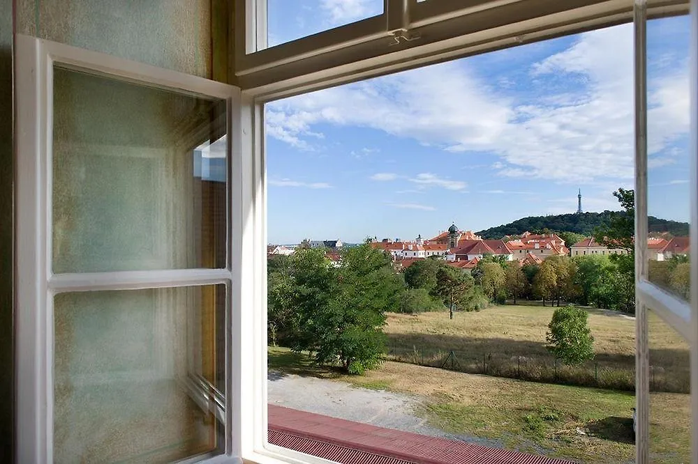 Ea Hotel Jeleni Dvur Prague Castle