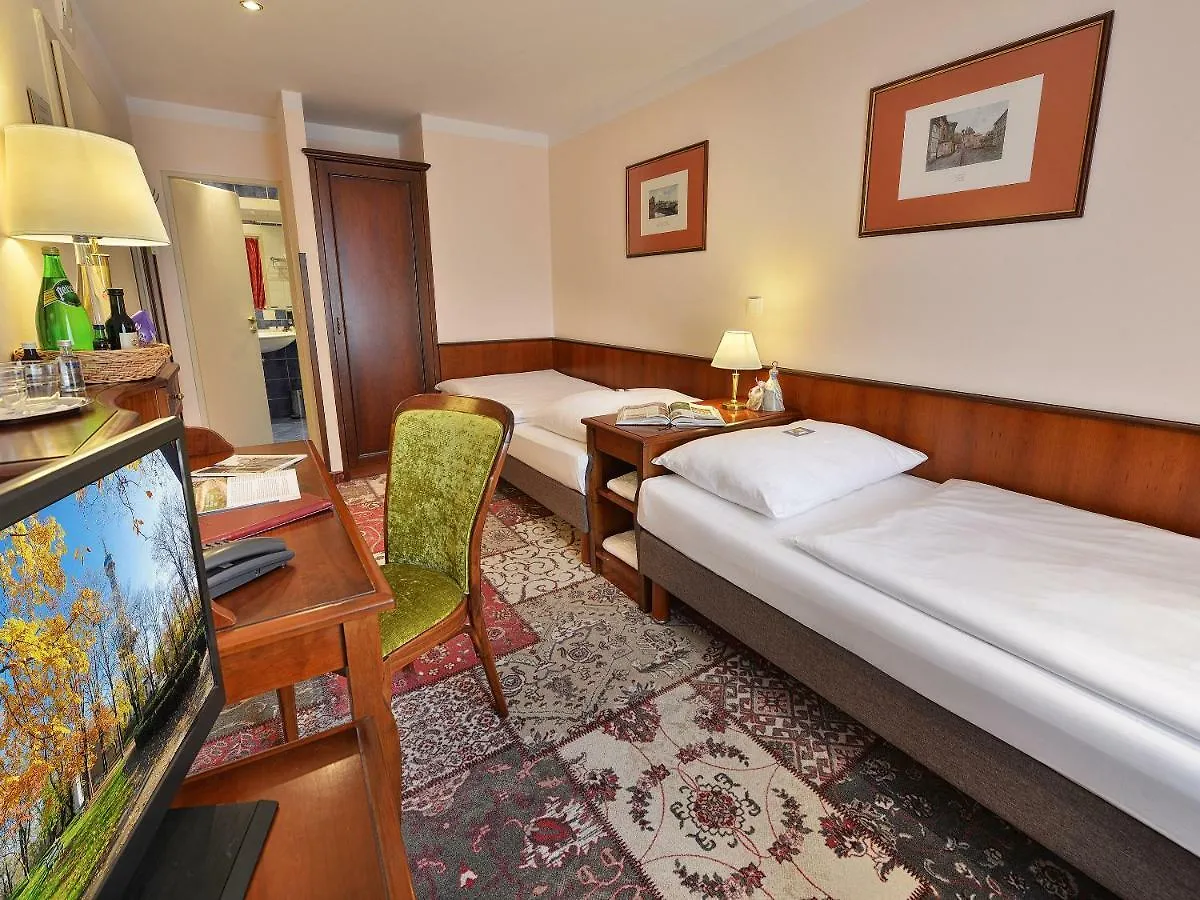 Ea Hotel Jeleni Dvur Prague Castle