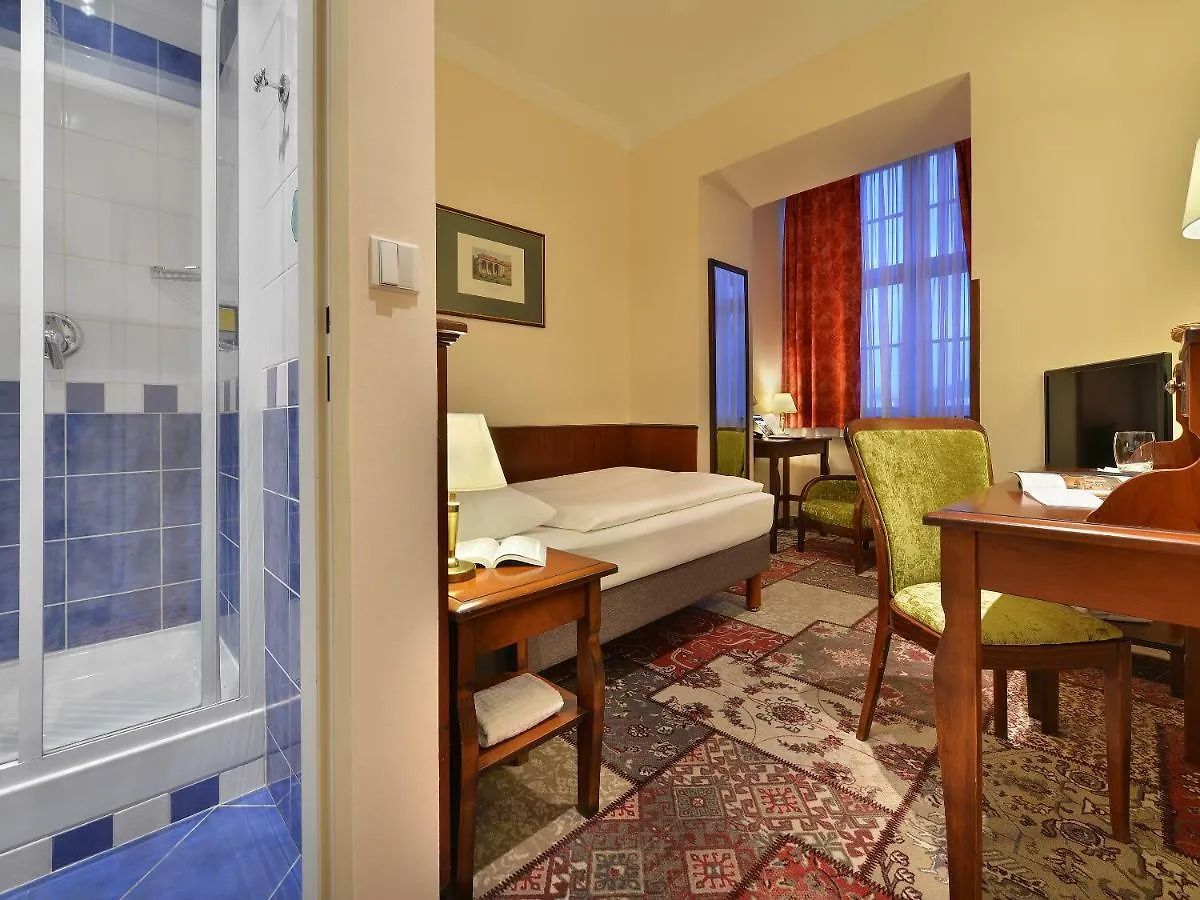 Ea Hotel Jeleni Dvur Prague Castle 3*,